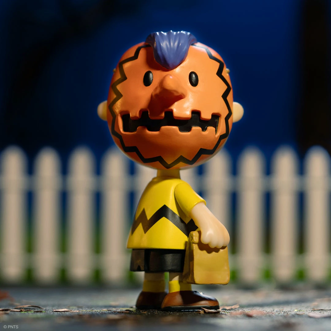 Super7 Peanuts ReAction Figure Wave 4 - Masked Charlie Brown 4 Super7 Peanuts ReAction Figure Wave 4 - Masked Charlie Brown